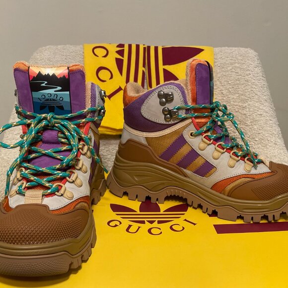 [SOLD] Gucci X Adidas Sneaker Boot - Size 36 (US 5.5) - Picture 3 of 16